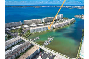 5925 SHORE BOULEVARD, GULFPORT, FL 33707 Sold 08/28/24