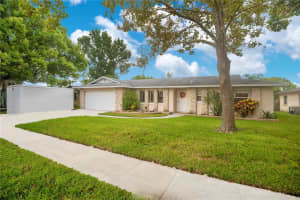 207 CHUTNEY DRIVE, ORLANDO, FL 32825 Sold 11/15/23