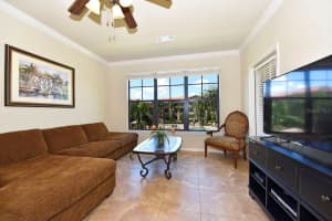912 CHARO PARKWAY, DAVENPORT, FL 33897 Sold 11/01/23