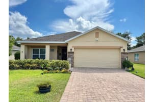 3742 BRIARWOOD ESTATES CIRCLE, SAINT CLOUD, FL 34772 Sold 02/13/24