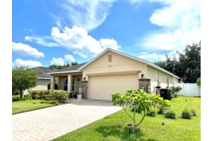3742 BRIARWOOD ESTATES CIRCLE, SAINT CLOUD, FL 34772 Sold 02/13/24