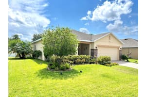 3742 BRIARWOOD ESTATES CIRCLE, SAINT CLOUD, FL 34772 Sold 02/13/24
