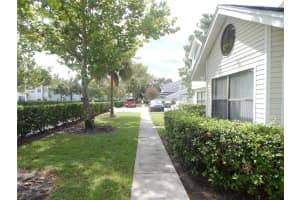 2931 FOX SQUIRREL DRIVE, KISSIMMEE, FL 34741 Sold 11/28/23