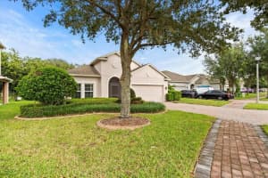 140 BRIDGEFORD CROSSING BOULEVARD, DAVENPORT, FL 33837 Sold 12/11/23