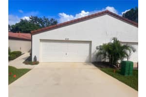 555 CLUBHOUSE DRIVE, LAKE WALES, FL 33898 Sold 11/10/23