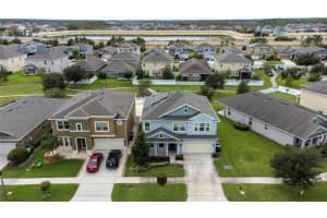 1990 BEACON LANDING CIR, ORLANDO, FL 32824 Sold 11/17/23