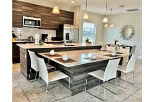 194 KENNY BOULEVARD, HAINES CITY, FL 33844 Sold 03/04/24