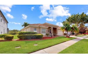 2961 SIESTA VIEW DRIVE, KISSIMMEE, FL 34744 Sold 03/06/24