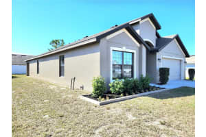 591 SIESTA KEY AVENUE, TAVARES, FL 32778 Sold 06/07/24