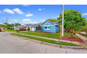 8440 BARNSTABLE PLACE, ORLANDO, FL 32827 Sold 02/26/24