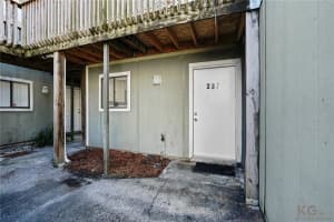 237 SCOTTSDALE SQ #237, WINTER PARK, FL 32792 Sold 03/06/24