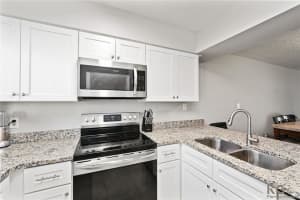 237 SCOTTSDALE SQ #237, WINTER PARK, FL 32792 Sold 03/06/24