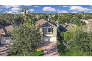 1715 BOGGY OAK LANE, ORLANDO, FL 32824 Sold 02/20/24