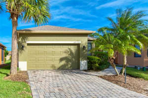 549 CASANOVA COURT, POINCIANA, FL 34759 Sold 03/15/24