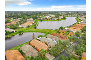 697 GRAND CANAL DRIVE, POINCIANA, FL 34759 Sold 03/15/24