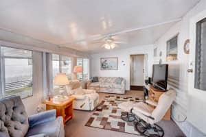 4105 OAKWOOD, BRADENTON, FL 34208 Sold 01/15/25