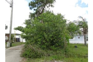 644 JAGUAR COURT, POINCIANA, FL 34759 Sold 10/23/25