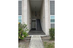 851 SKY LAKE CIRCLE, ORLANDO, FL 32809 Sold 03/06/24