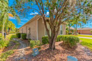 441 MAYFAIR DRIVE, POINCIANA, FL 34759 Sold 06/12/25