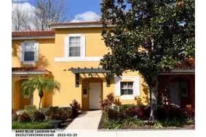 8403 Blue Lagoon Dr, KISSIMMEE