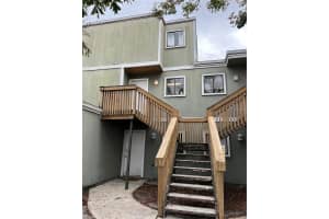 214 SCOTTSDALE SQUARE, WINTER PARK, FL 32792 Sold 06/03/24