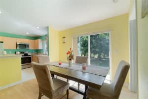 5948 AZALEA CIRCLE, WEST PALM BEACH, FL 33415 Sold 04/23/24