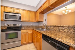 238 AFTON SQUARE, ALTAMONTE SPRINGS, FL 32714 Sold 09/03/24