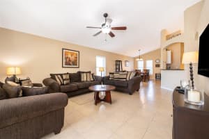 557 GLENEAGLES DRIVE, DAVENPORT, FL 33897 Sold 05/09/24