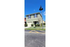569 CRESTING OAK CIRCLE, ORLANDO, FL 32824 Sold 08/08/24