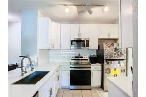 6141 METROWEST BOULEVARD, ORLANDO, FL 32835 Sold 04/24/24