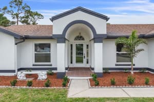 2500 PINE NEEDLE TRAIL, KISSIMMEE, FL 34746 Sold 05/07/24