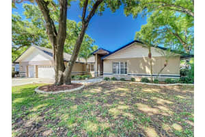 2257 LONGLEAF CIRCLE, LAKELAND, FL 33810 Sold 02/28/25