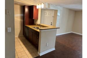 5160 CONROY ROAD, ORLANDO, FL 32811 Sold 11/08/24