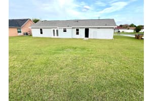 8 AMALFI WAY, KISSIMMEE, FL 34758 Sold 10/21/24