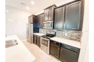 2289 WHITE FEATHER LOOP, OAKLAND, FL 34787 Sold 06/07/24