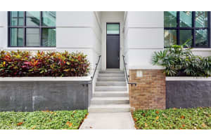 356 OSCEOLA AVENUE, ORLANDO, FL 32801 Sold 06/26/24