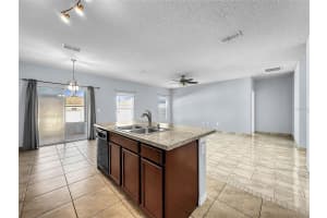 567 LUCERNE BOULEVARD, WINTER HAVEN, FL 33881 Sold 08/08/24
