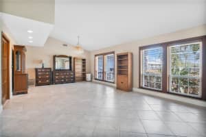 4900 MANOR HOUSE LANE, SAINT CLOUD, FL 34772 Sold 11/05/24