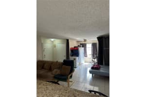 4105 TROPICAL ISLE BOULEVARD, KISSIMMEE, FL 34741 Sold 09/04/24