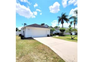 157 SOUTHERN PINE WAY, DAVENPORT, FL 33837 Sold 09/20/24