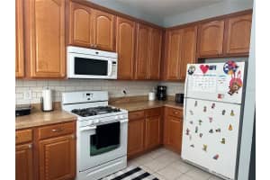 2525 OLD KENT CIRCLE, KISSIMMEE, FL 34758 Sold 07/12/24