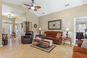 346 VISTA OAKS WAY, DAVENPORT, FL 33837 Sold 10/11/24