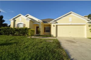 2221 THE OAKS BOULEVARD, KISSIMMEE, FL 34746 Sold 07/10/25