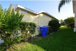 2221 THE OAKS BOULEVARD, KISSIMMEE, FL 34746 Sold 07/10/25
