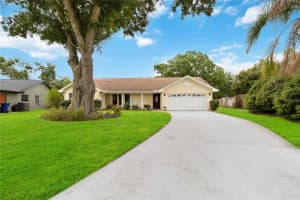 2100 OAKVIEW CIRCLE, SAINT CLOUD, FL 34769 Sold 10/25/24