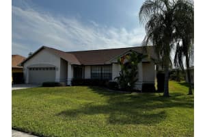 2405 SWEETWATER BOULEVARD, SAINT CLOUD, FL 34772 Sold 10/07/24
