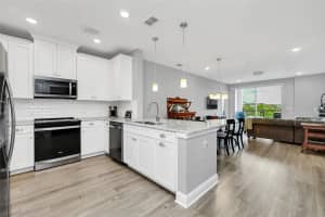 7565 LAUREATE BOULEVARD, ORLANDO, FL 32827 Sold 10/28/24