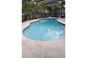 811 AIRPORT BOULEVARD, SANFORD, FL 32773 Sold 09/18/24