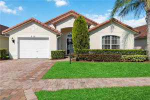 215 HUMMINGBIRD PASS, DAVENPORT, FL 33896 Sold 07/16/24