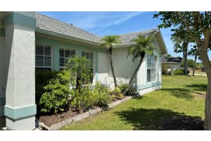 2417 QUEENSWOOD CIRCLE, KISSIMMEE, FL 34743 Sold 08/21/24